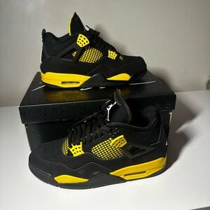 Jordna 4 Yellow Thunder